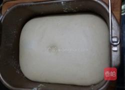 肉松面包的做法图解1