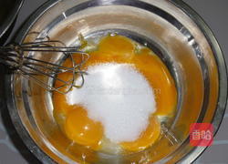 新年快乐蛋糕卷的做法图解2