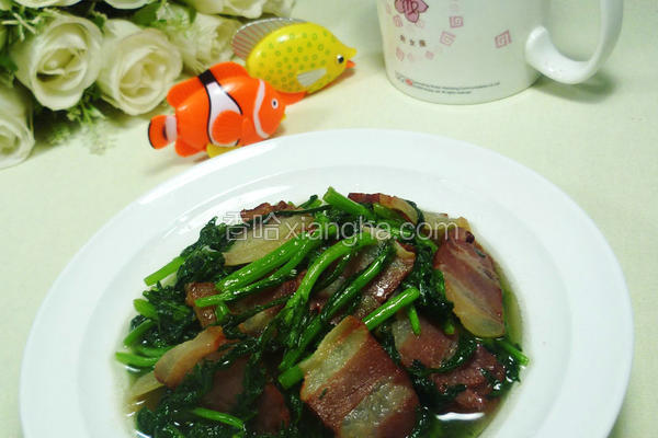 腊肉炒茼蒿