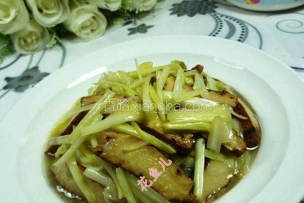 韭菜芽炒香干