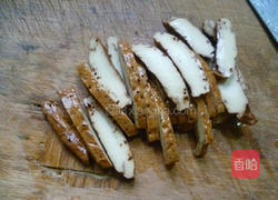 韭菜芽炒香干的做法图解2