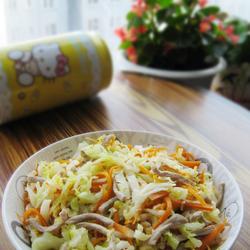 胡萝卜圆白菜炒肉的做法[图]