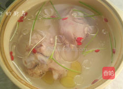 莲藕炖筒子骨汤的做法图解3
