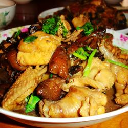 草鸡炖蘑菇的做法[图]