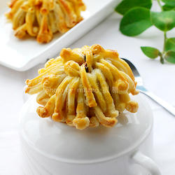 枣泥菊花酥的做法[图]