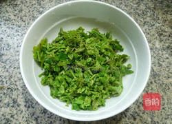 香干拌香椿的做法图解7