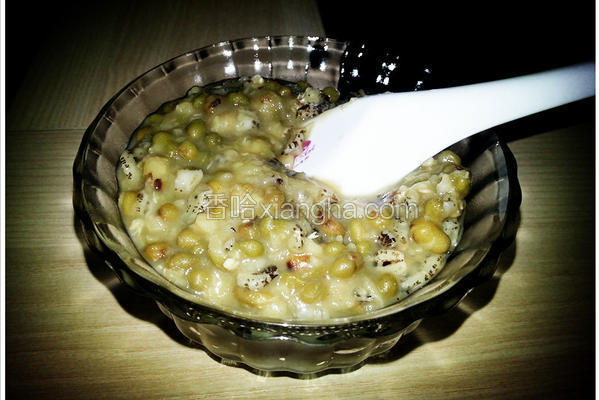 黑燕麦绿豆蓉
