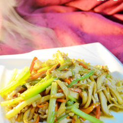杏鲍菇炒肉丝的做法[图]