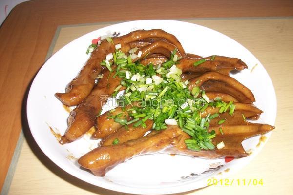 甜酱鸭掌
