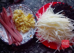香煎三丝豆皮卷的做法图解2