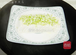 嫩滑蒜香蒸豆腐的做法图解3