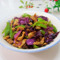 紫包菜炒肉的做法[图]