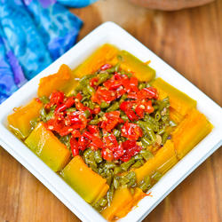 酸豆角剁椒蒸南瓜的做法[图]
