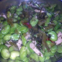 蚕豆雪菜肉丝的做法[图]