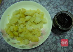 土豆拌橄榄菜的做法图解2