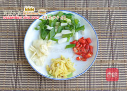 薄荷炒牛肉的做法图解3