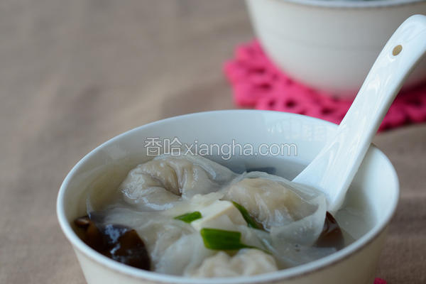 鱼饺汤