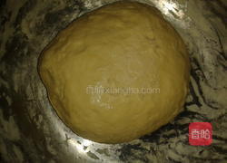 东北酸菜猪肉馅饼的做法图解1