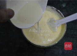 黄桃慕斯杯的做法图解9