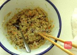 猪肉包菜饺的做法图解2