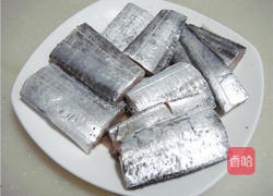 刀鱼烧白菜的做法图解5