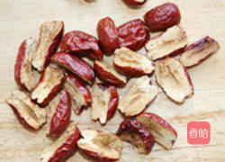 红枣麦片枸杞粥的做法图解3