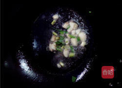 干煸手撕包菜的做法图解3