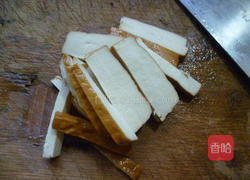 洋葱香干炒茭白的做法图解6