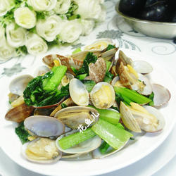 广东菜心炒花蛤的做法[图]