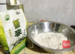 荞麦香芹饼的做法图解1