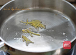 桃仁丝瓜的做法图解5