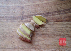 海带花生煲猪蹄的做法图解4