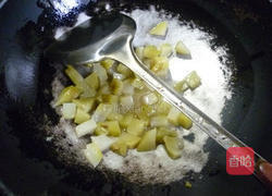 榨菜炒花生米的做法图解8