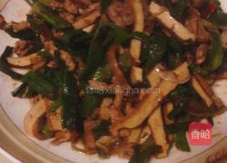 大蒜香干炒肉丝的做法图解3