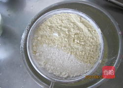 小米面戚风的做法图解4