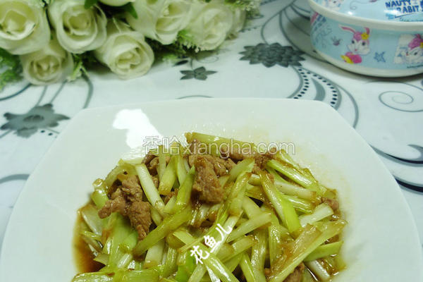 韭菜芽炒里脊肉