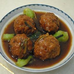 红烧狮子头的做法[图]