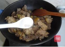 香菇焖鸡的做法图解4