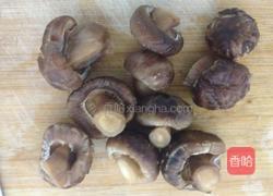 螺片花菇虫草花汤的做法图解2