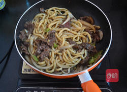 黑椒牛肉乌冬面的做法图解10