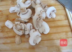 蘑菇蔬菜汤面的做法图解4