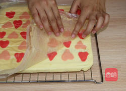 彩绘爱心蛋糕卷的做法图解36