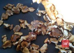 琥珀核桃仁的做法图解4