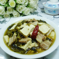 酸菜五花肉煮豆腐的做法[图]