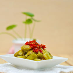 剁椒茄泥的做法[图]