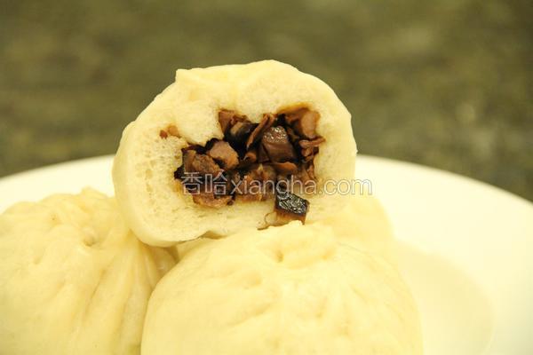 笋干香菇酱肉包
