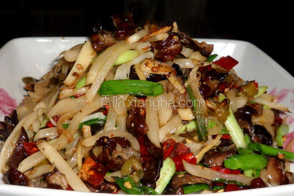 萝卜丝炒腊大肠