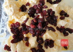 蜜瓜蔓越莓冰琪淋的做法图解10