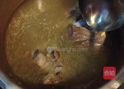 骨汤米粉的做法图解5