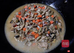 油焖咸肉笋干的做法图解11